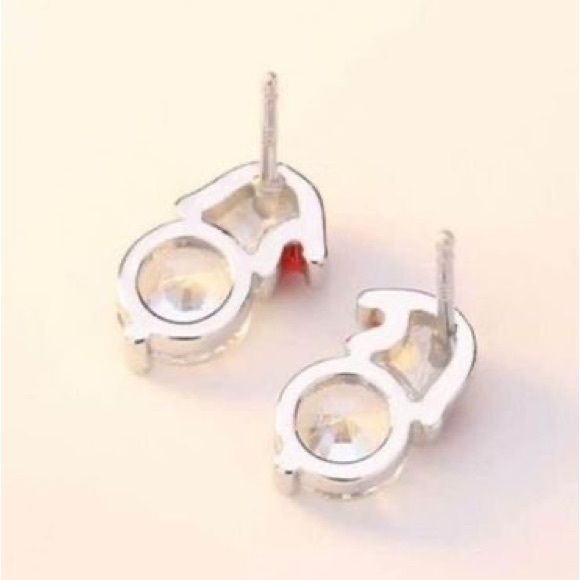 Absolutely Beautiful Christmas Set Stud Earrings 2 Pairs - Picture 8 of 10